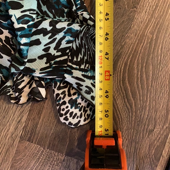 Dress - Picture 8 of 8